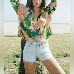 FARM Rio Women’s Tropic Parrot Bohemian V-Neck Beaded Tie Blouse Top Medium